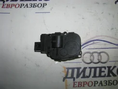 �������� �������� ����� Audi A4 (B8) 2007-2015 2009 [8K0820511C] 8K0820511C ����