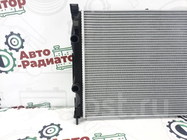 �������� Renault Megane II 02-08 RN0004-02 ����