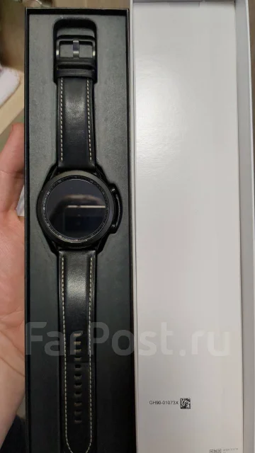 Samsung Galaxy Watch3 ����