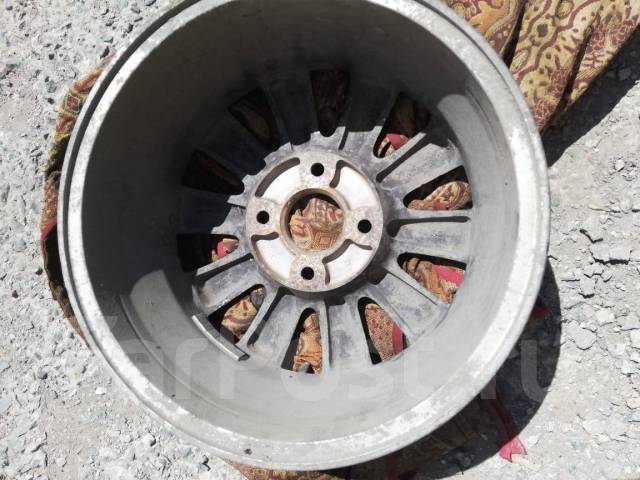 Диски R15. 15", 1 шт, 4x114.3, 66,1 мм. 2 шт, б/у, в наличии. Цена: 2 ...