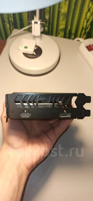Radeon RX 6500 XT ����