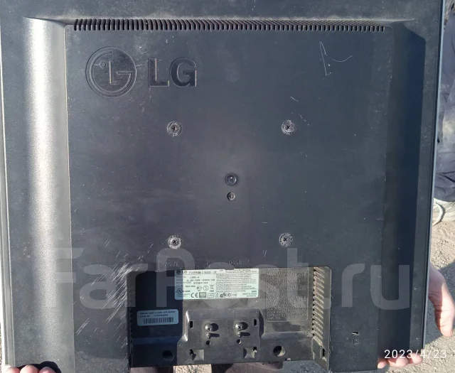 LG. 19", ���������� �� (LCD, LED, QLED) ����