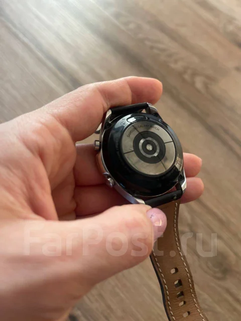 Samsung Galaxy Watch3 ����