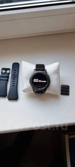 Samsung Gear S3 Frontier. GPS, NFC, SIM-�����, IP67, IP68 ����