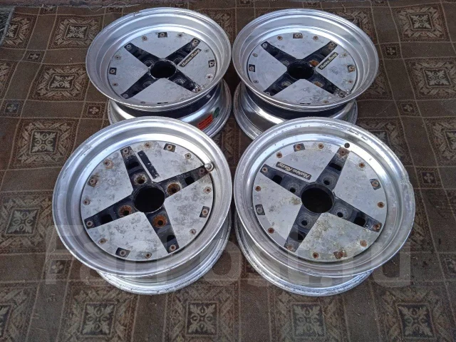 Impul Hoshino Racing. 6.0/6.5x13", 4x114.3, ET10/11 ����