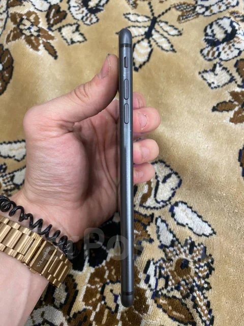 Apple iPhone 8 Plus. �/�, 64 ��, ������, 3G, 4G LTE, NFC ����