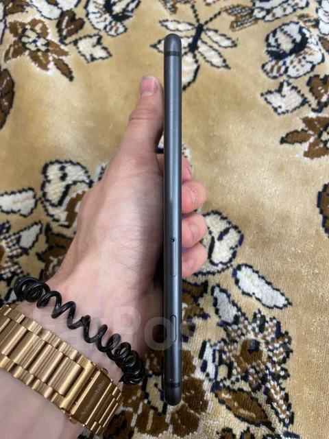 Apple iPhone 8 Plus. �/�, 64 ��, ������, 3G, 4G LTE, NFC ����