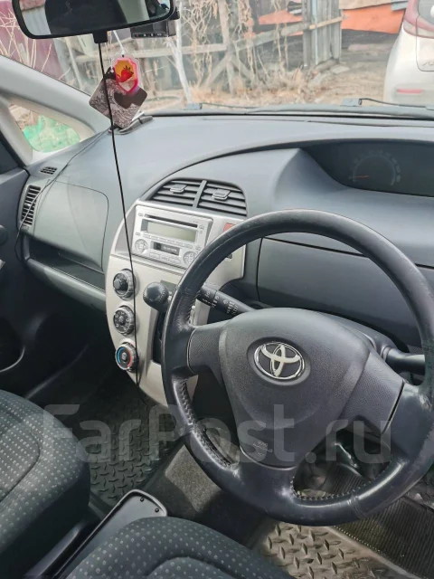 Toyota Ractis. ��������, ��������, 1.5 (110��.�.), ������, 285����. �� ����