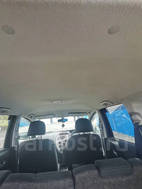 Toyota Ractis. ��������, ��������, 1.5 (110��.�.), ������, 285����. �� ����