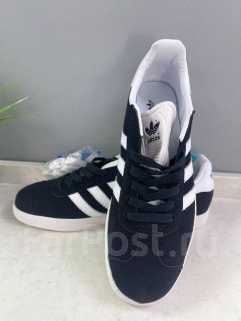 Adidas originals Gazelle 42 3 000