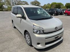 Toyota Voxy. ZRR750113050, 3ZR ����