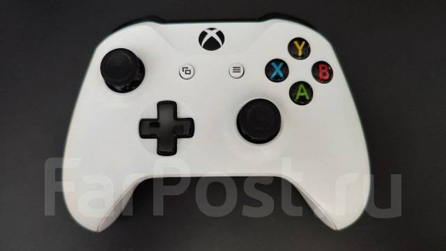 Игровая приставка Microsoft Xbox One X 1000 ГБ HDD, черный, б/у, в ...