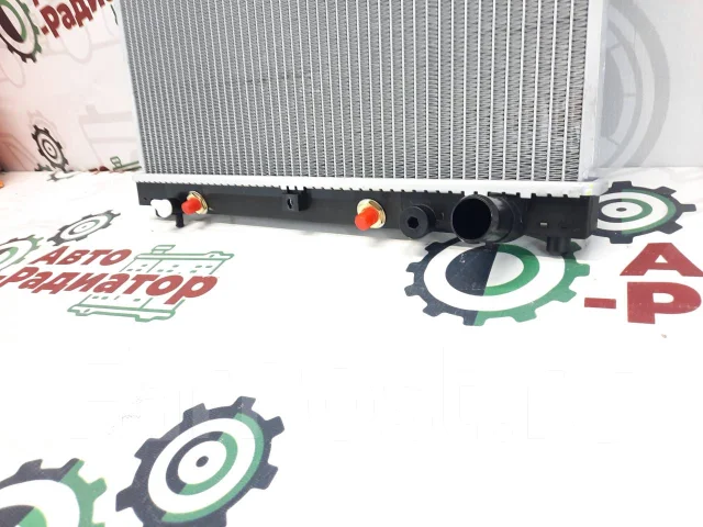�������� Toyota Yaris / VITZ / ECHO / Platz / Funcargo / Bb / IST 99- TY000W10 ����