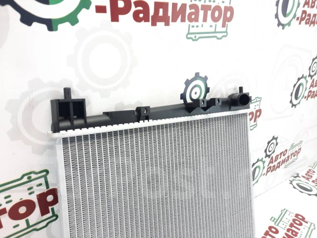�������� Toyota Yaris / VITZ / ECHO / Platz / Funcargo / Bb / IST 99- TY000W10 ����