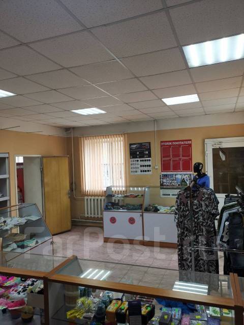 Сдам 65 кв под магазин, офис, парикмахерскую, район жд, улица тургенева ...