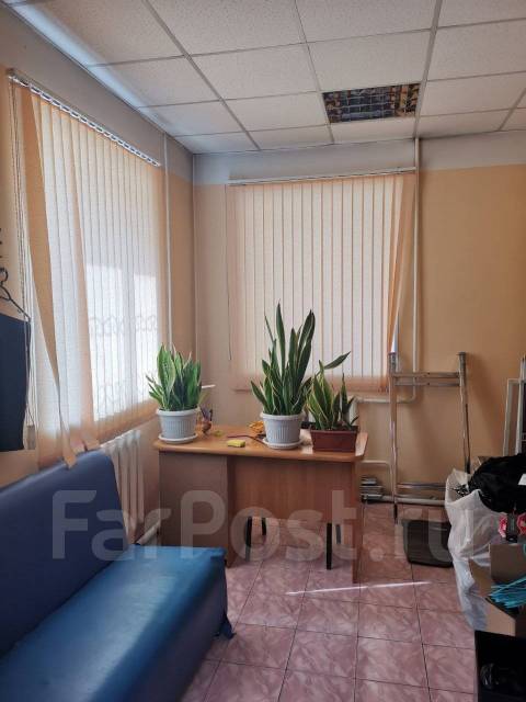 Сдам 65 кв под магазин, офис, парикмахерскую, район жд, улица тургенева ...