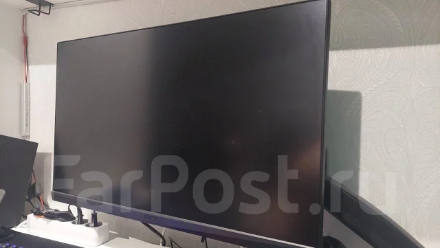 MSI. 27" ����