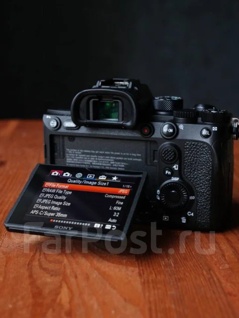 Sony Alpha ILCE-7RM4 ����
