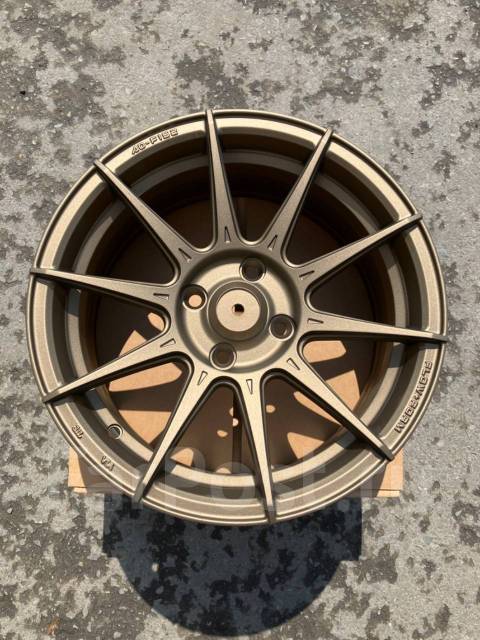 Новые Sakura Wheels, 15", 5 шт, Ширина диска 7.0" Вылет (ET) 35 мм ...