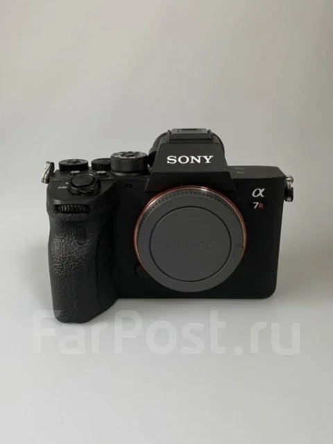 Sony Alpha ILCE-7RM4 ����