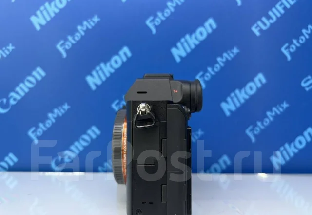 Sony Alpha ILCE-7RM4 ����