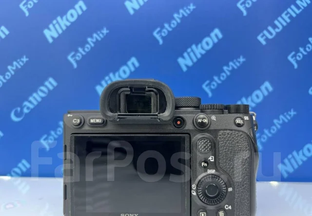 Sony Alpha ILCE-7RM4 ����