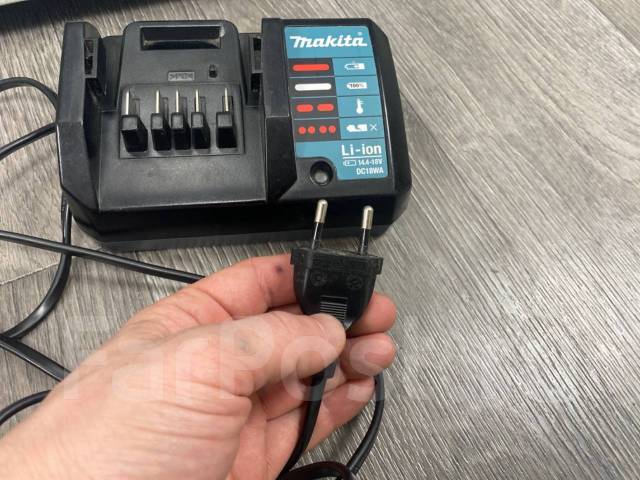 Зарядное устройство Makita DC18WA 220V 14.4-18V Оригинал! БарахолкаДВ ...