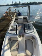 Monterey. 2002 ���, ����� 5,5��., ��������� ������������, 2,2��.�., ������ ����