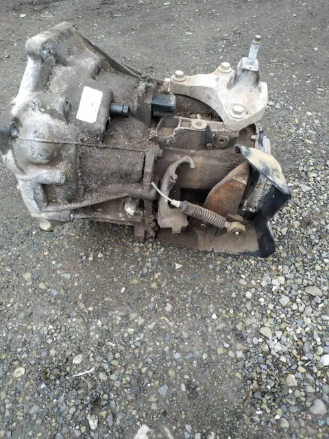 ���� 1.4 Ford Fiesta MK5 1327477 ����