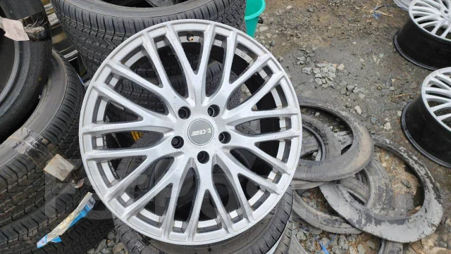 Dcenti. 8.0x18", 5x114.3, ET38, �� 73���. ����