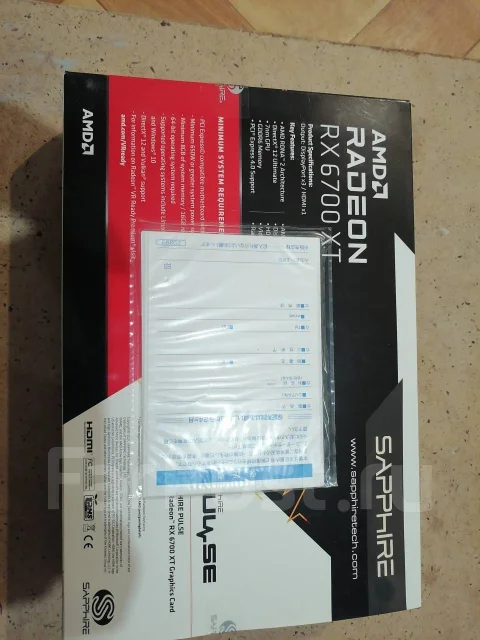 Radeon RX 6700 XT ����