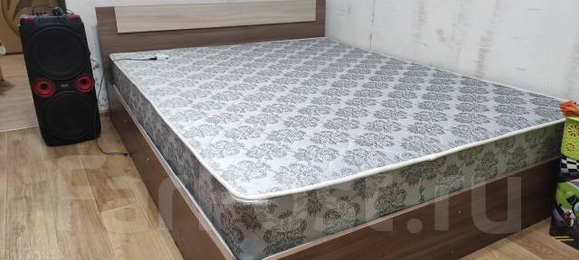 Продам кровать, новый, в наличии. Цена: 16 000₽ в Уссурийске