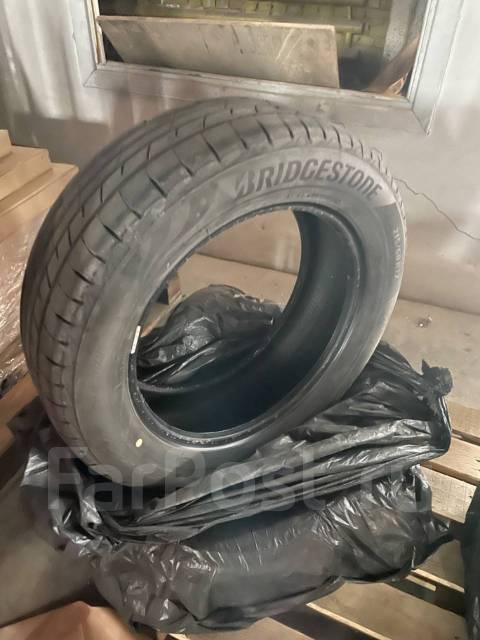 Bridgestone, 215/60 R17, 17", 1 шт, в наличии, 215 мм, 60 %, радиальный ...