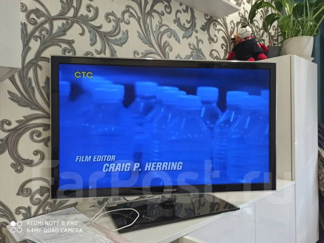 Samsung UE37D5000. LCD (��) ����