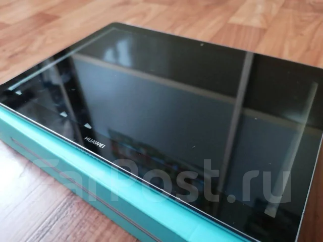 Huawei MediaPad T3. 10 ������, ������ 16 �� ����