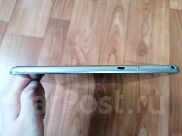 Huawei MediaPad T3. 10 ������, ������ 16 �� ����