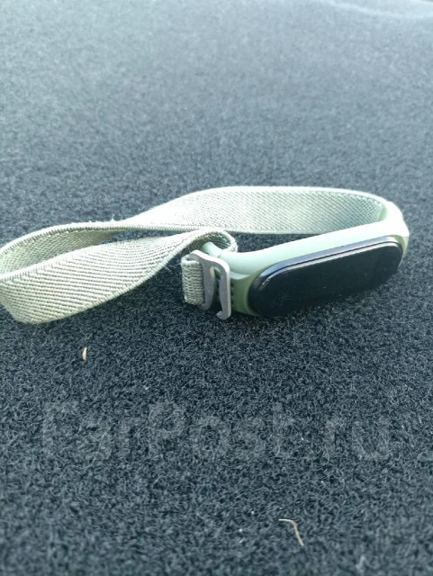 Xiaomi Mi Band 4 ����