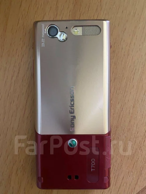 Sony Ericsson T700. �/�, �������, 3G, ��������� ����