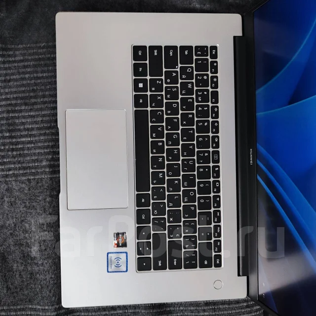 Huawei MateBook D 15 ����
