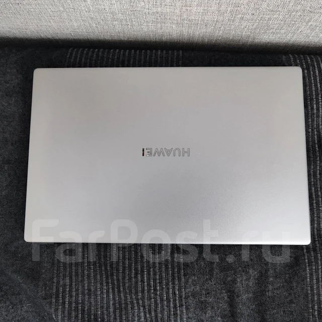 Huawei MateBook D 15 ����