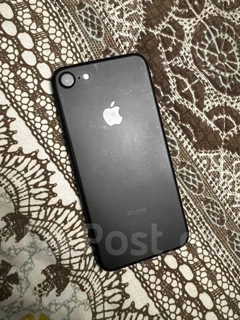 Apple iPhone 7. �/�, 32 ��, ������, 3G, 4G LTE, NFC ����