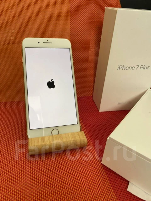 Apple iPhone 7 Plus. �/�, 128 ��, �������, 4G LTE, ����������, NFC ����