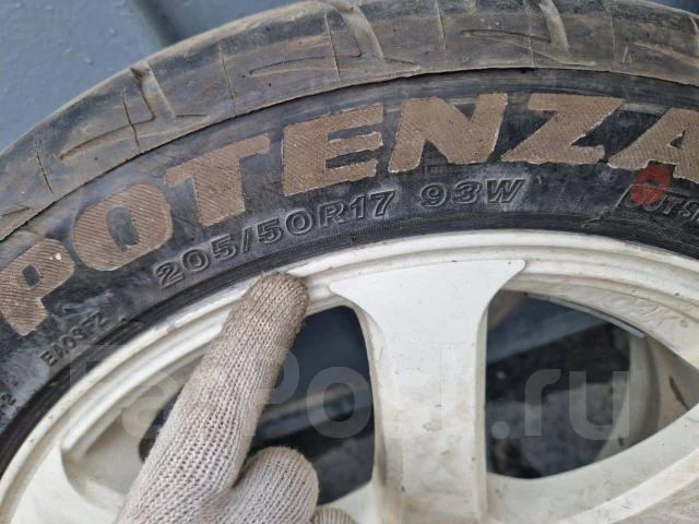 Work Emotion XT7. 7.0x17", 5x100, ET42 ����