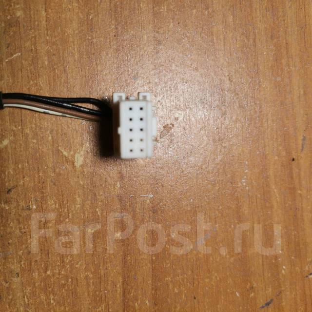 Фишка камеры заднего хода, б/у, в наличии. Цена: 750₽ во Владивостоке