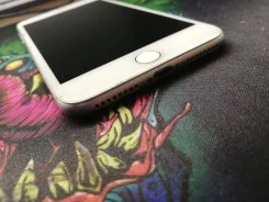 Apple iPhone 7 Plus. �/�, 32 ��, �����, 4G LTE ����