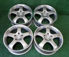 Kosei Prauzer. 7.0x16", 5x114.3, ET38 ����