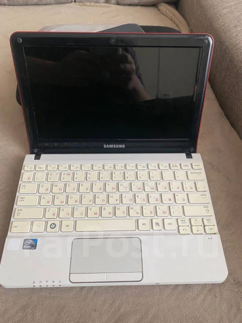 Samsung. 10.1", 1,7����, ��� 1024 ��, ���� 320���, WiFi: 1, Bluetooth: 1, ����������� �� 4��. ����