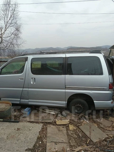 Toyota Hiace Regius ����