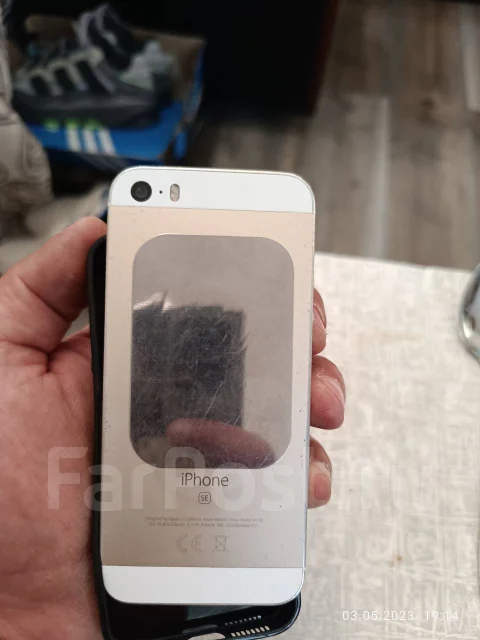 Apple iPhone SE. �/�, 32 �� ����