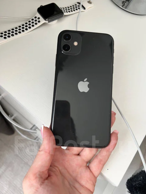 Apple iPhone 11. �/�, 64 ��, ������, 3G, 4G LTE ����